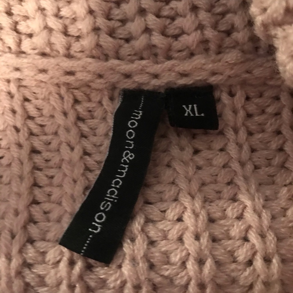Sweater - Picture 3 of 3